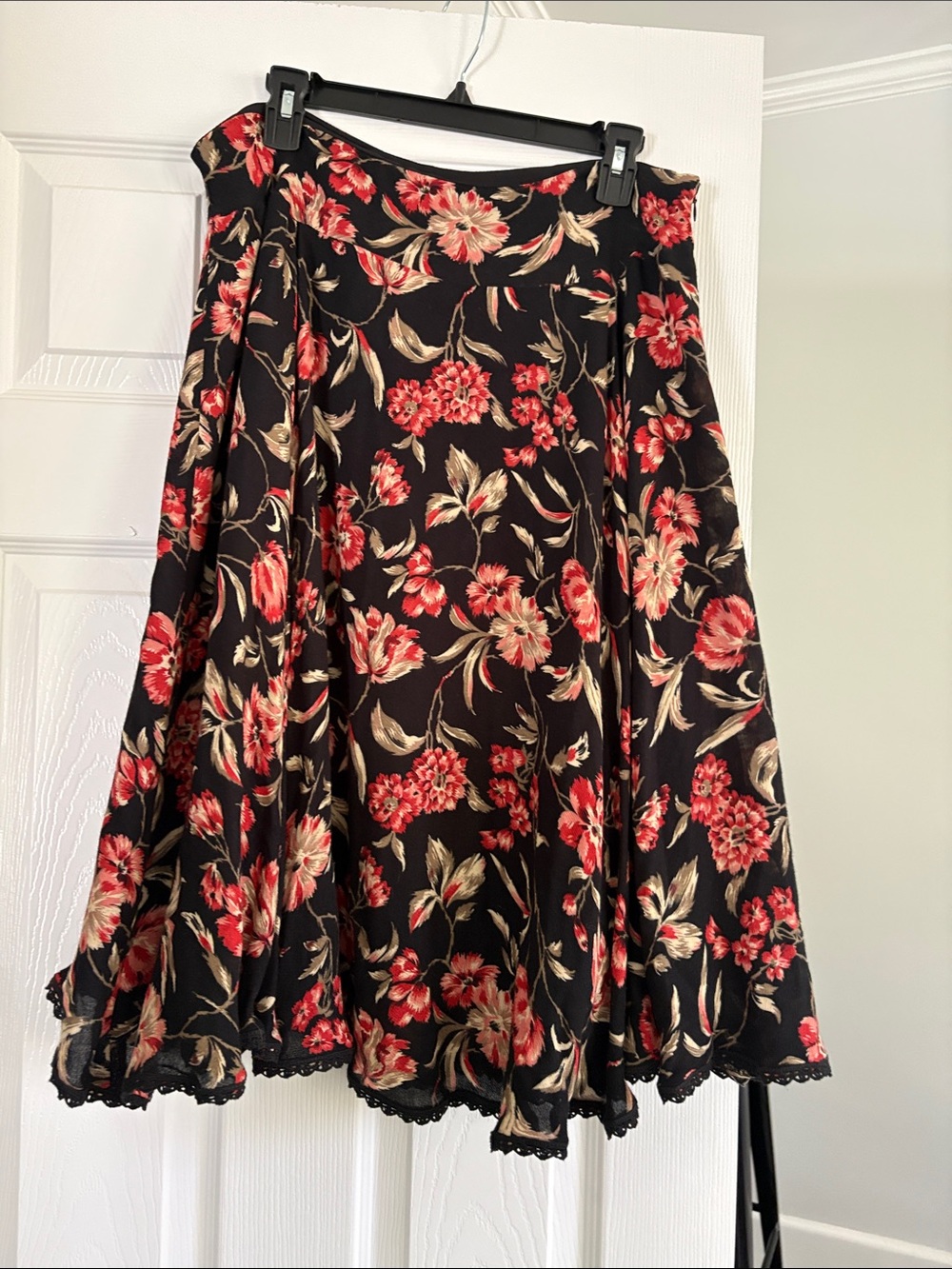 Jones New York Black Skirt with Red Floral Print